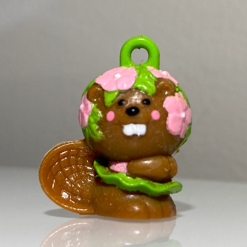 Vintage 1983 Charmkins: Busy Lizzie Beaver